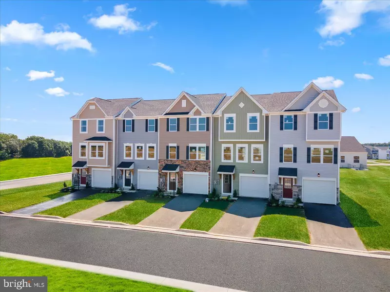 160 TROTTING RD, Inwood, WV 25428