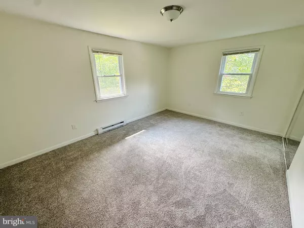 Barto, PA 19504,154 NIANTIC RD
