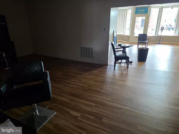 Martinsburg, WV 25401,421 S RALEIGH ST