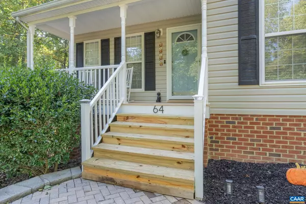 Palmyra, VA 22963,64 WOODLAWN DR