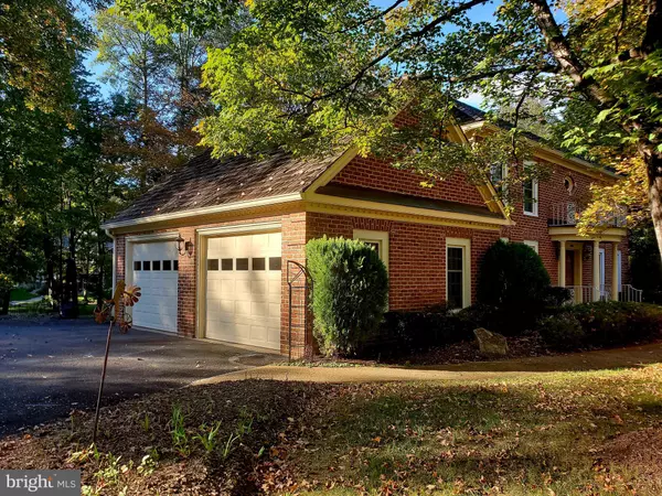 Dumfries, VA 22025,15900 MONCURE DR