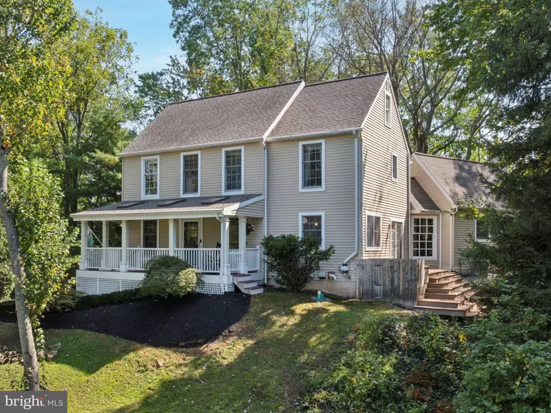 105 DOROTHY LN, Downingtown, PA 19335