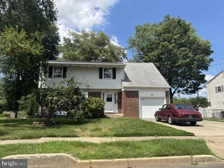 Cinnaminson, NJ 08077,633 CHAPEL RD