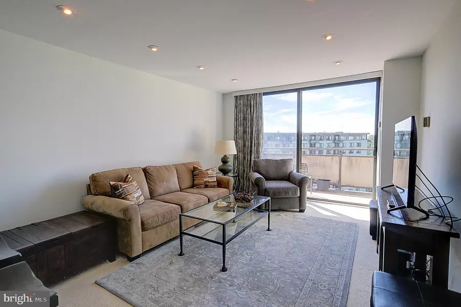 5225 POOKS HILL RD #1805N, Bethesda, MD 20814