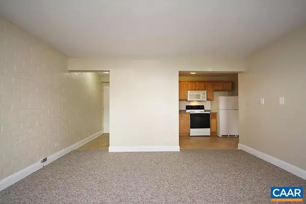 Charlottesville, VA 22903,1800 JEFFERSON PARK AVE #2