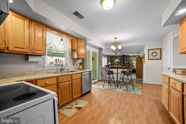 Perkasie, PA 18944,102 GENTRY DR