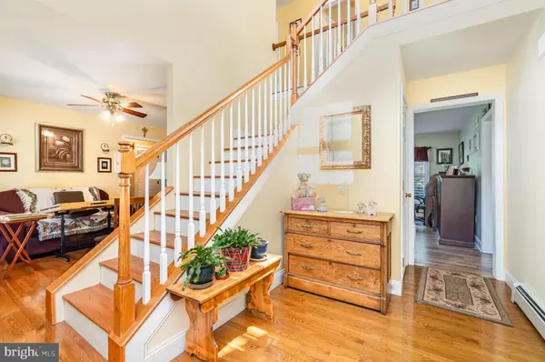 Dauphin, PA 17018,735 HUNT MEADOW DR