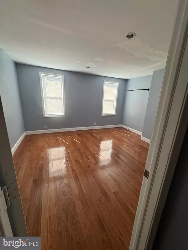 Philadelphia, PA 19146,2033 WHARTON ST