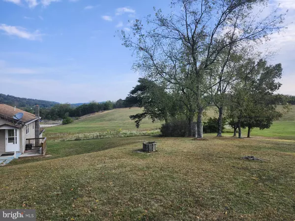 Augusta, WV 26704,255 REDSKINS LN