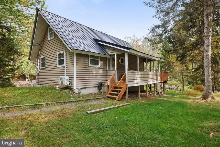 278 TROUT CREEK DR, Pocono Lake, PA 18347