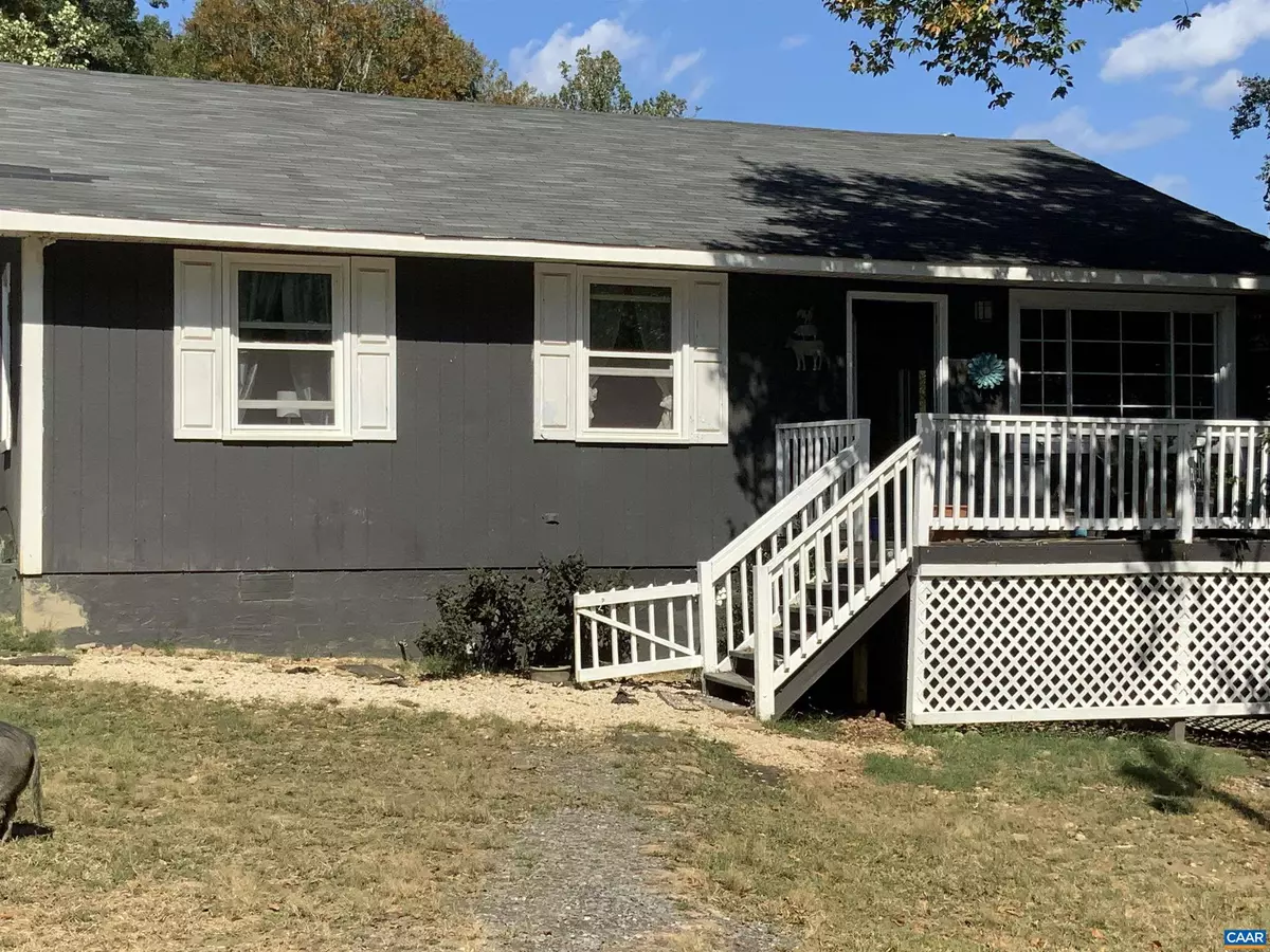 Palmyra, VA 22963,348 ARROW HEAD LN