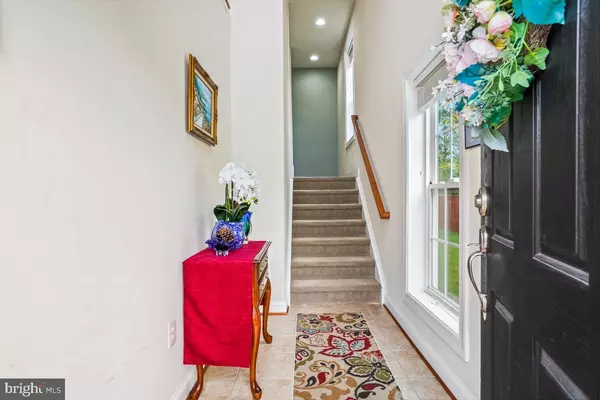 Haymarket, VA 20169,6894 BOOTHE LN