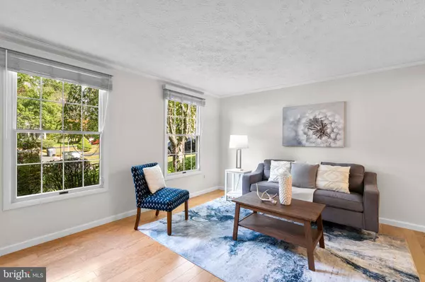 Manassas, VA 20110,10290 WOODMONT CT