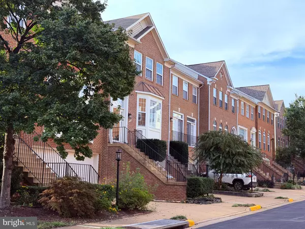 Alexandria, VA 22312,5295 COZY GLEN LN