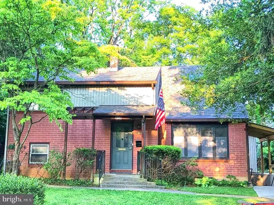 Pikesville, MD 21208,1303 SADDLEBACK RD