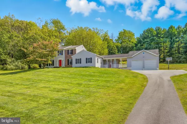 800 DOWLIN FORGE RD, Downingtown, PA 19335