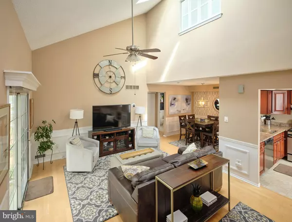 Newtown, PA 18940,2204 SOCIETY PL #B2