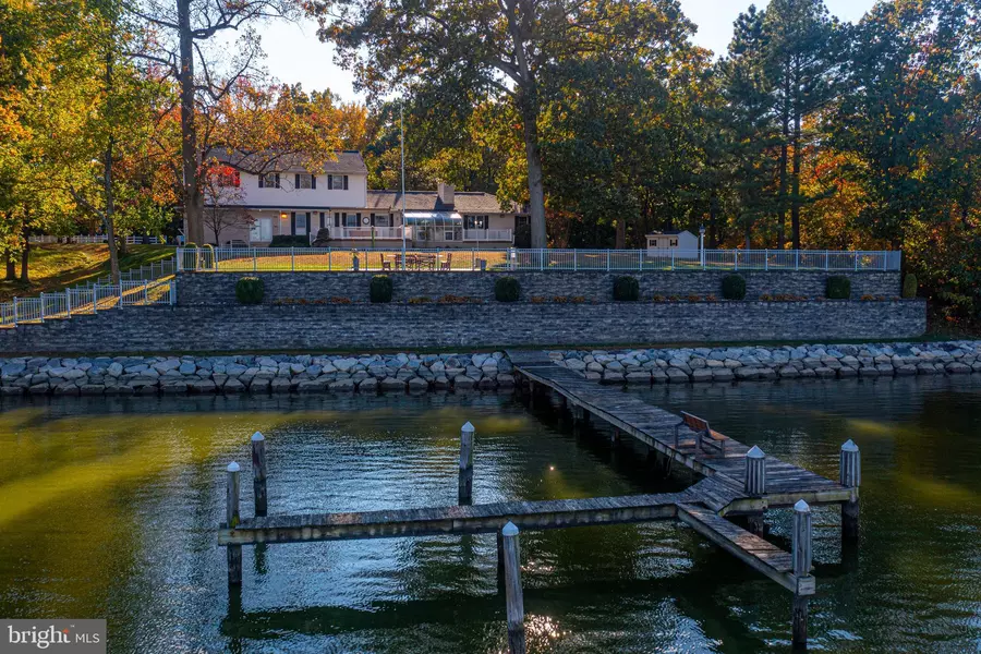 200 WEST RD, Baltimore, MD 21221