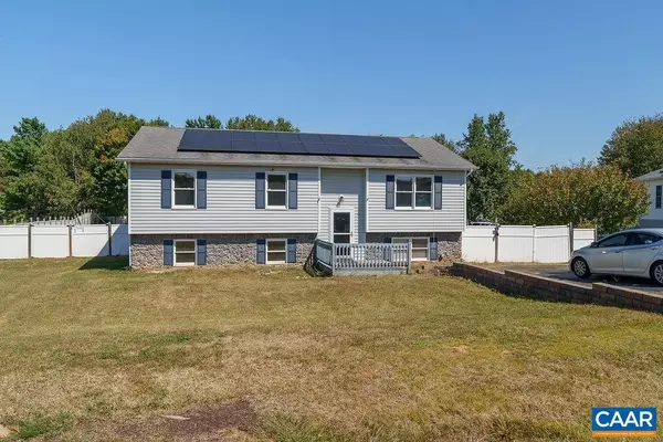 197 SHERWOOD DR, Waynesboro, VA 22980