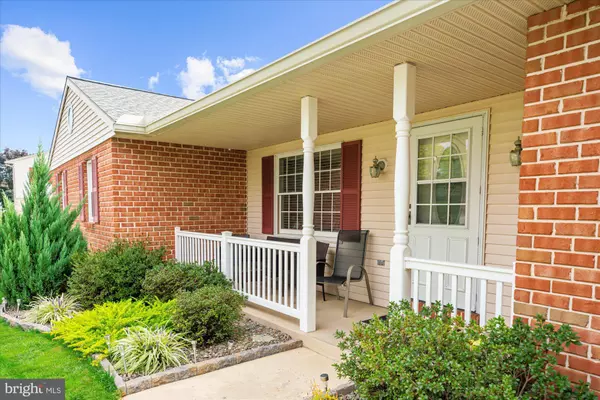 Denver, PA 17517,111 OATFIELD DR