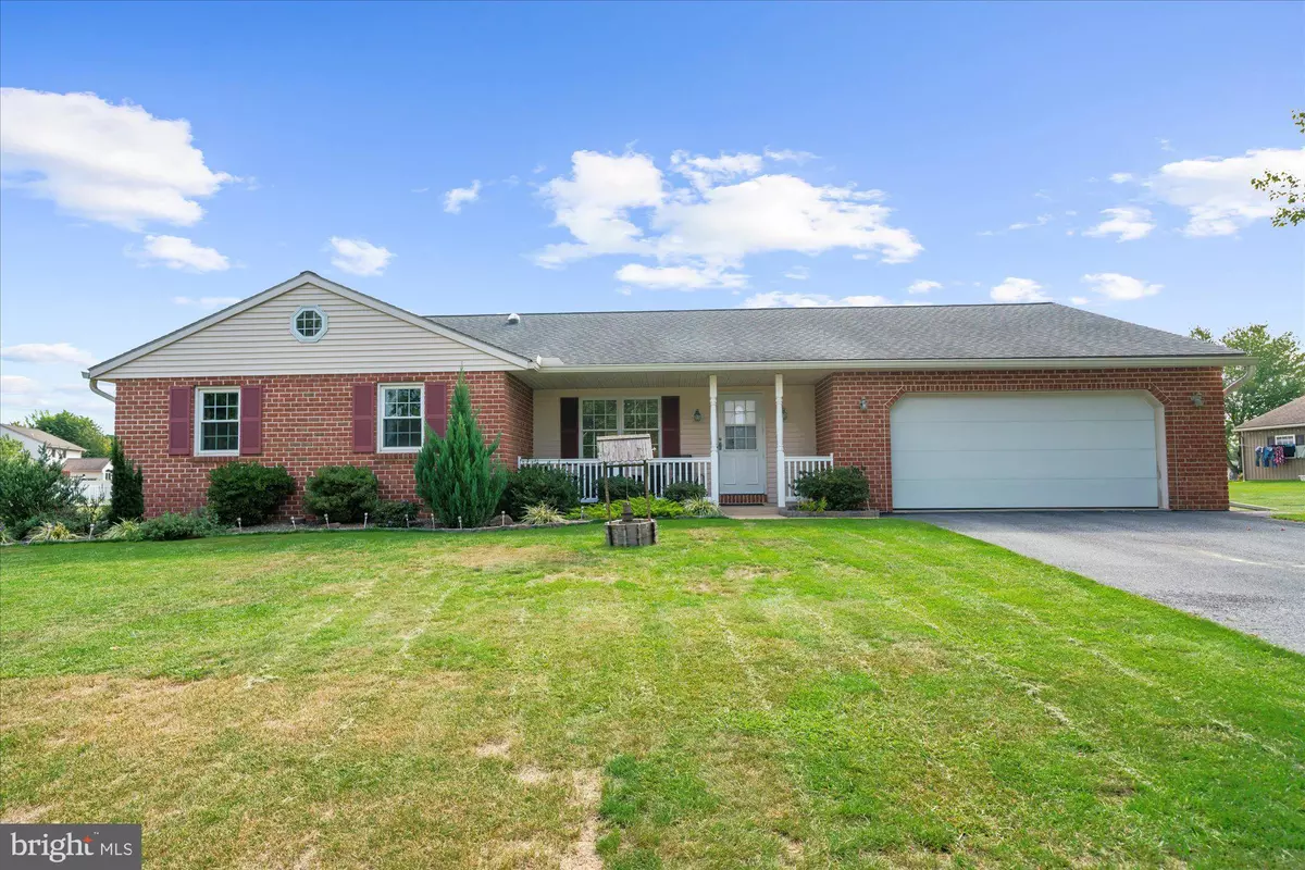 Denver, PA 17517,111 OATFIELD DR