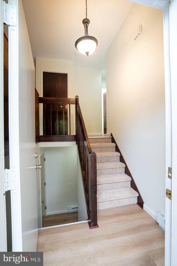 State College, PA 16801,1001 & 1003 ELLMAN LN