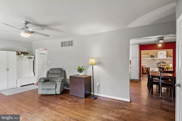 Bowie, MD 20720,12500 THOMPSON RD