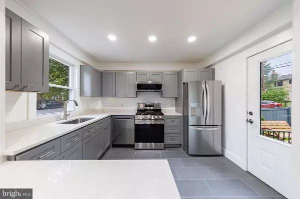 Arlington, VA 22204,3300 6TH ST S