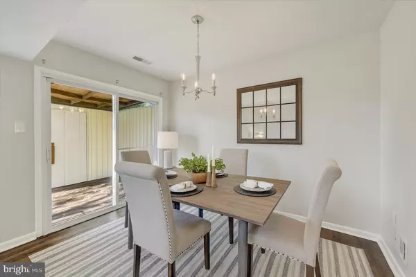 Rosedale, MD 21237,42 KING HENRY CIR #42