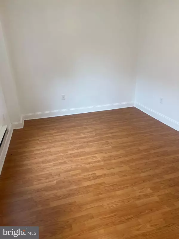 Philadelphia, PA 19140,2131 W ONTARIO ST #3RD FLOOR UNIT