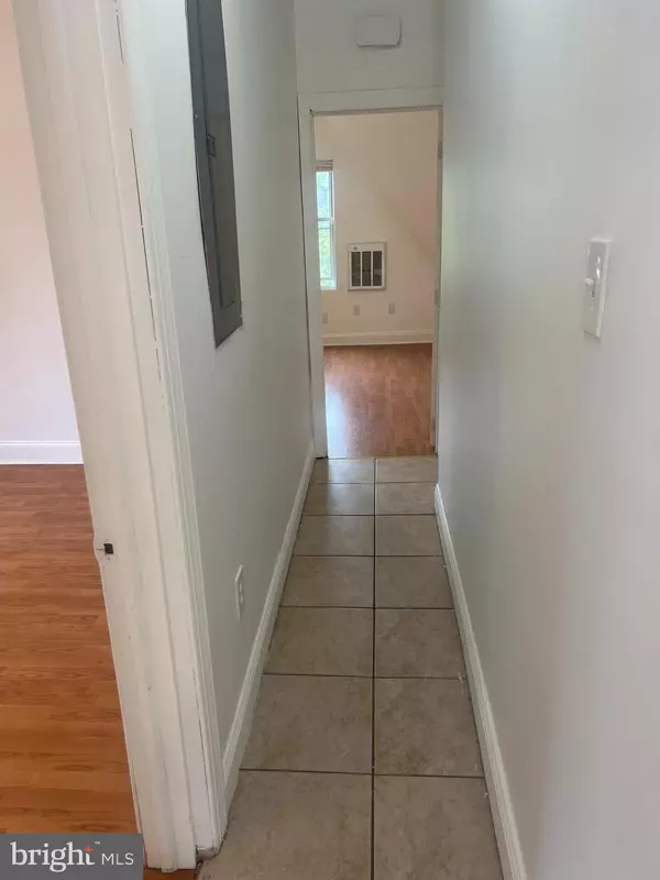 Philadelphia, PA 19140,2131 W ONTARIO ST #3RD FLOOR UNIT