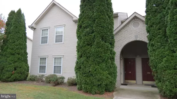 Harrisburg, PA 17110,118 HIDDENWOOD DR