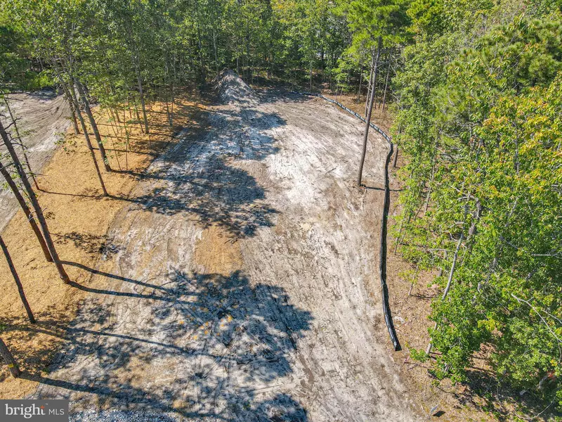2216 EVERGREEN, Hammonton, NJ 08037