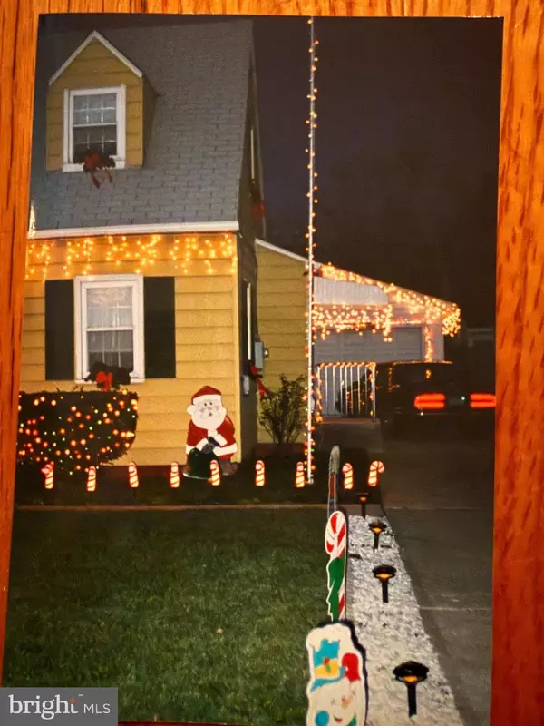 Carneys Point, NJ 08069,393 MANOR AVE