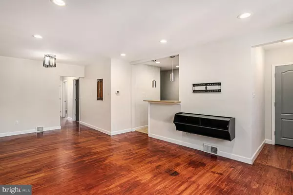 Conshohocken, PA 19428,535 PALMER RD