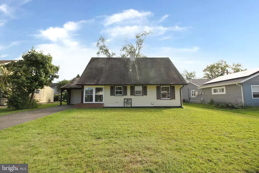 16 BLOOMFIELD LN, Willingboro, NJ 08046