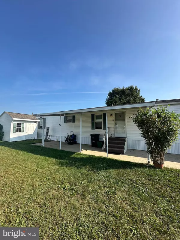 556 HOLLY DR, New Providence, PA 17560