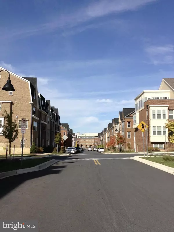 Gaithersburg, MD 20878,613 HENDRIX AVE