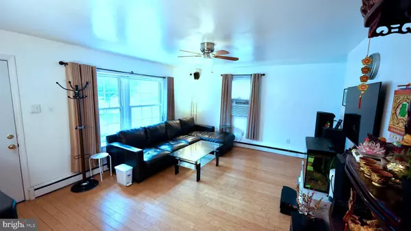 Blackwood, NJ 08012,87 OAK AVE