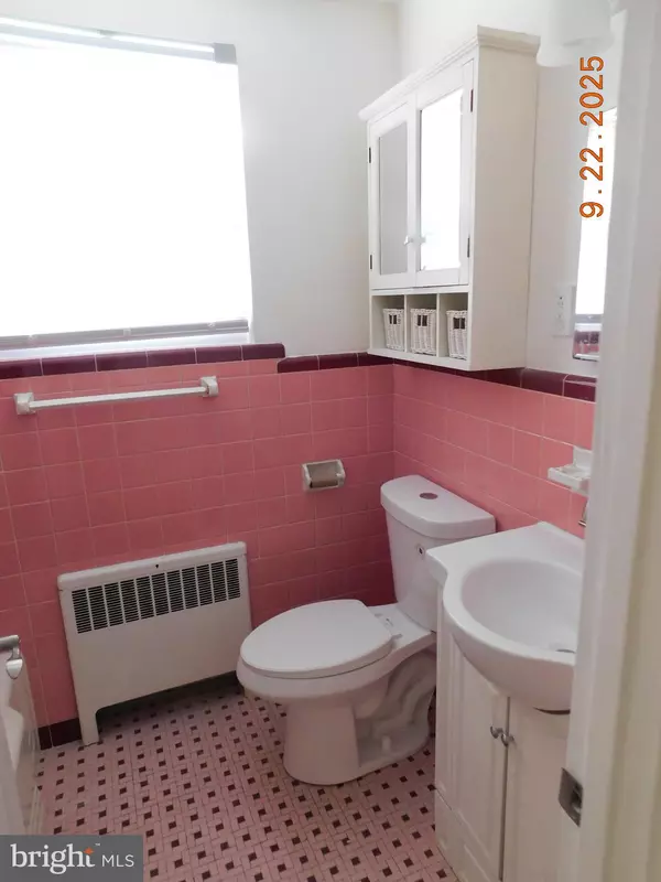 Philadelphia, PA 19152,1916 SOLLY AVE