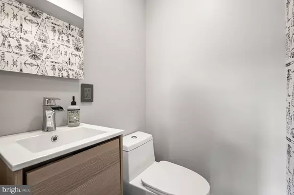 Philadelphia, PA 19148,2000 E MOYAMENSING AVE