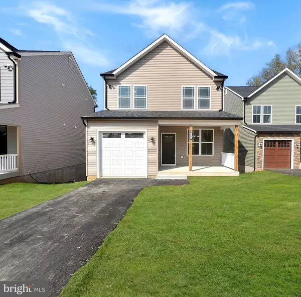 Charles Town, WV 25414,13 ONYX LN