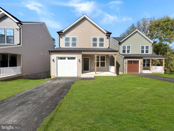 Charles Town, WV 25414,13 ONYX LN