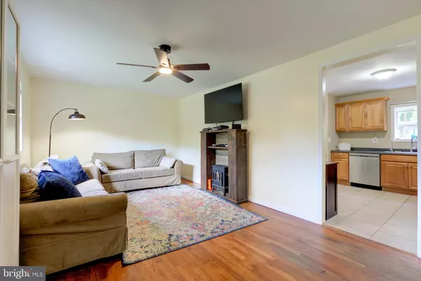 Mays Landing, NJ 08330,5745 2ND ST