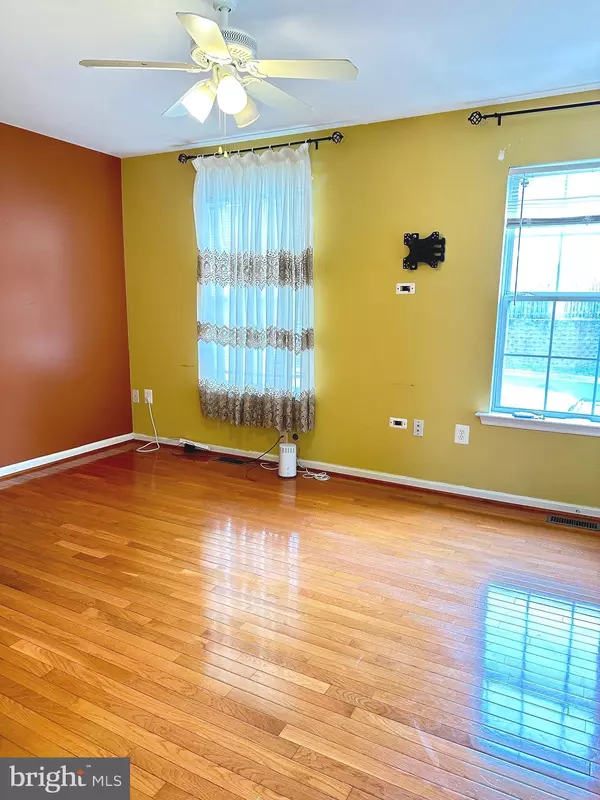 Sterling, VA 20165,20408 RIVER BANK ST