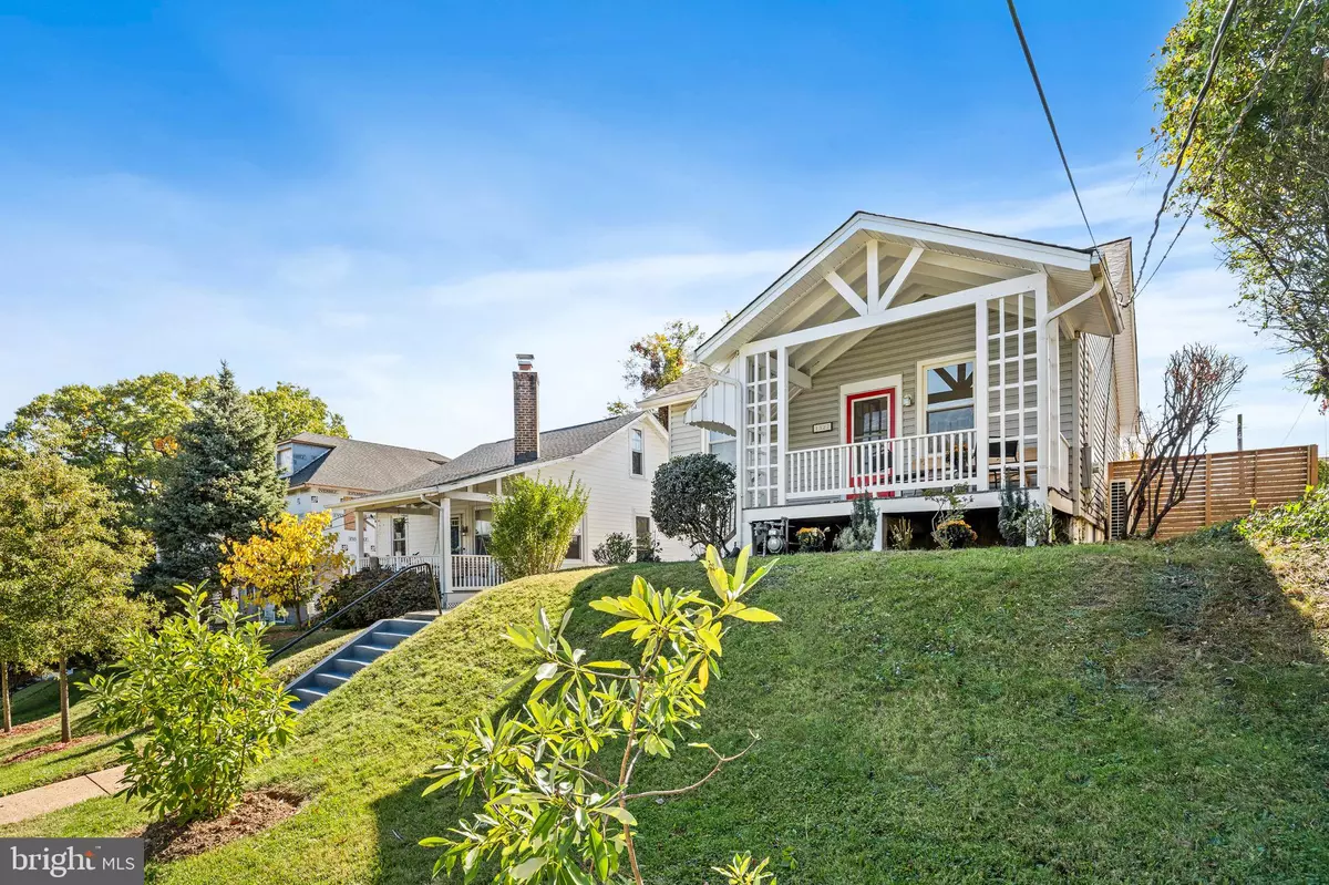 Washington, DC 20017,1327 IRVING ST NE