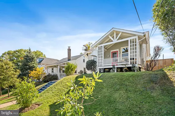 1327 IRVING ST NE,  Washington,  DC 20017