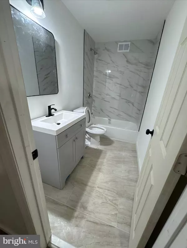 Camden, NJ 08104,1606 PERSHING ST