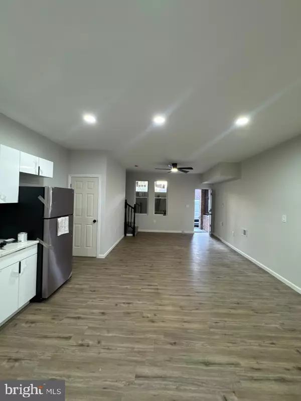 Camden, NJ 08104,1606 PERSHING ST