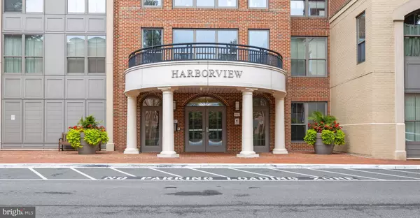 Woodbridge, VA 22191,485 HARBOR SIDE ST #714